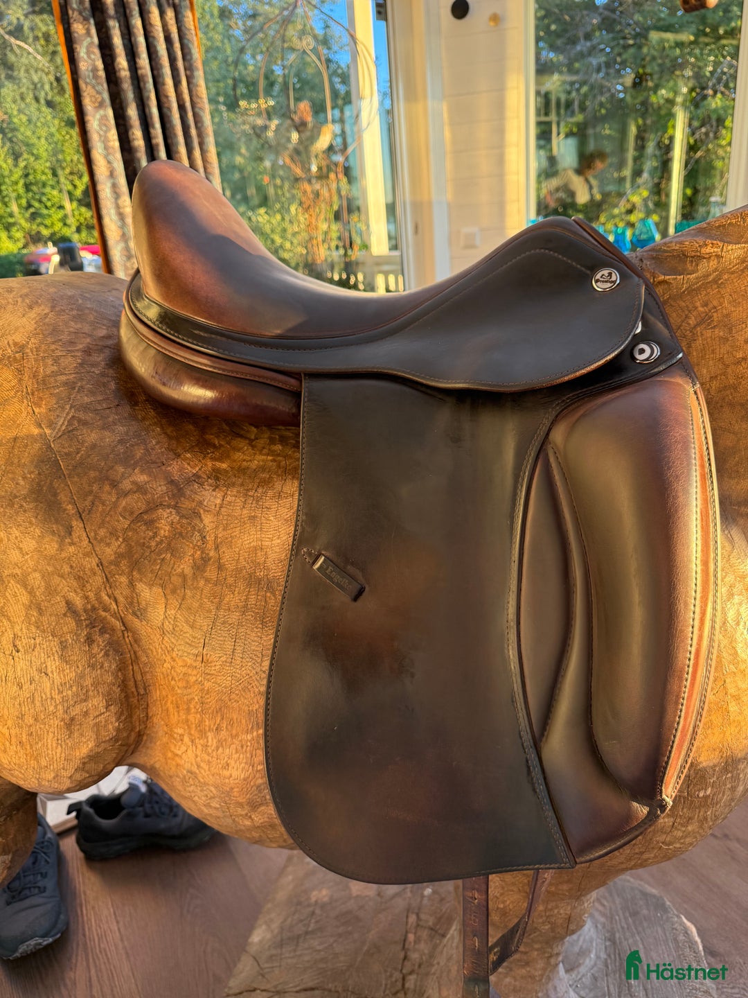 Sadlar hästutrustning till salu: Prestige D1 Zero K brun 17’ M  i Västervik - Annons 1