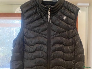 Övrigt Ridkläder ryttarutrustning till salu: Ariat väst i Linghem - Annons 12