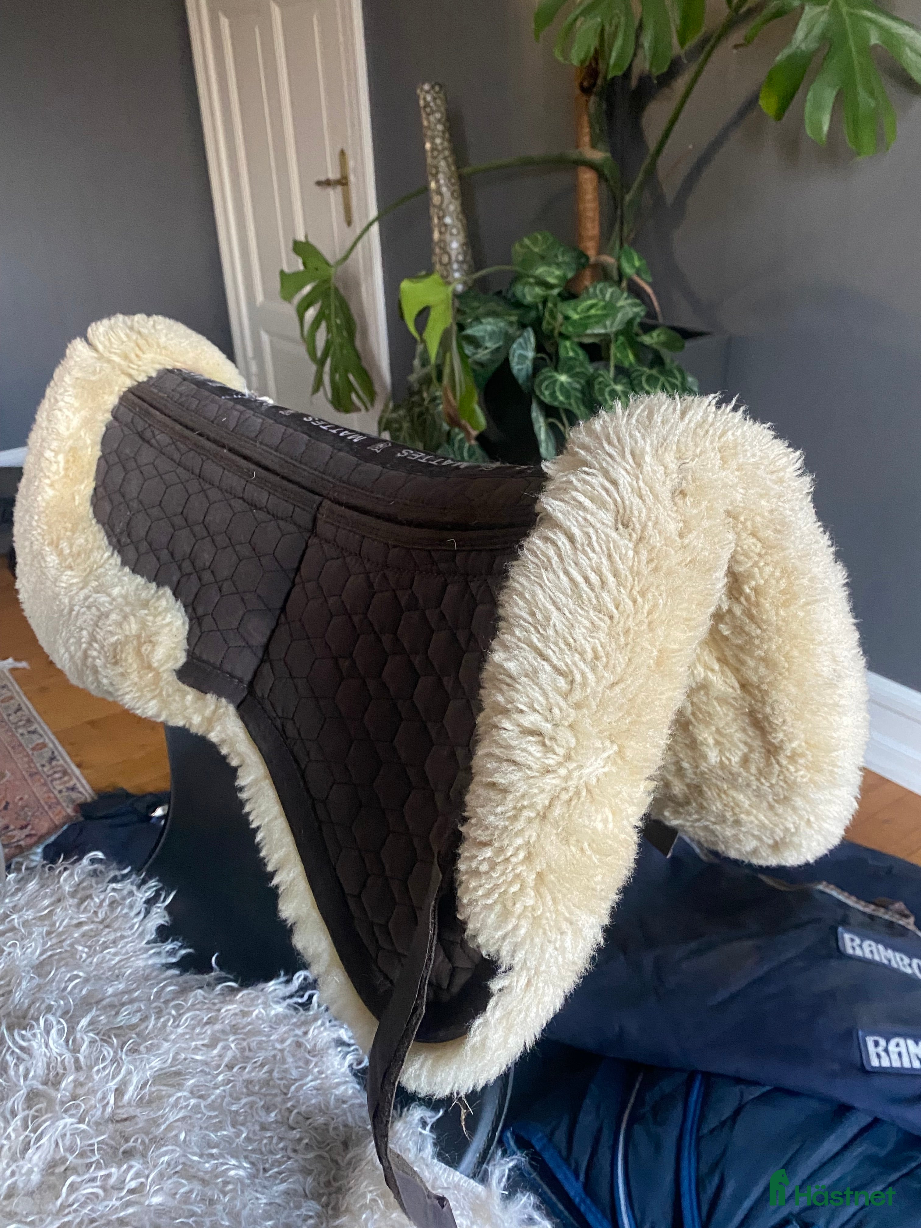 Sadeltillbehör hästutrustning till salu: Mattes korrektions pad i Hörby - Annons 18