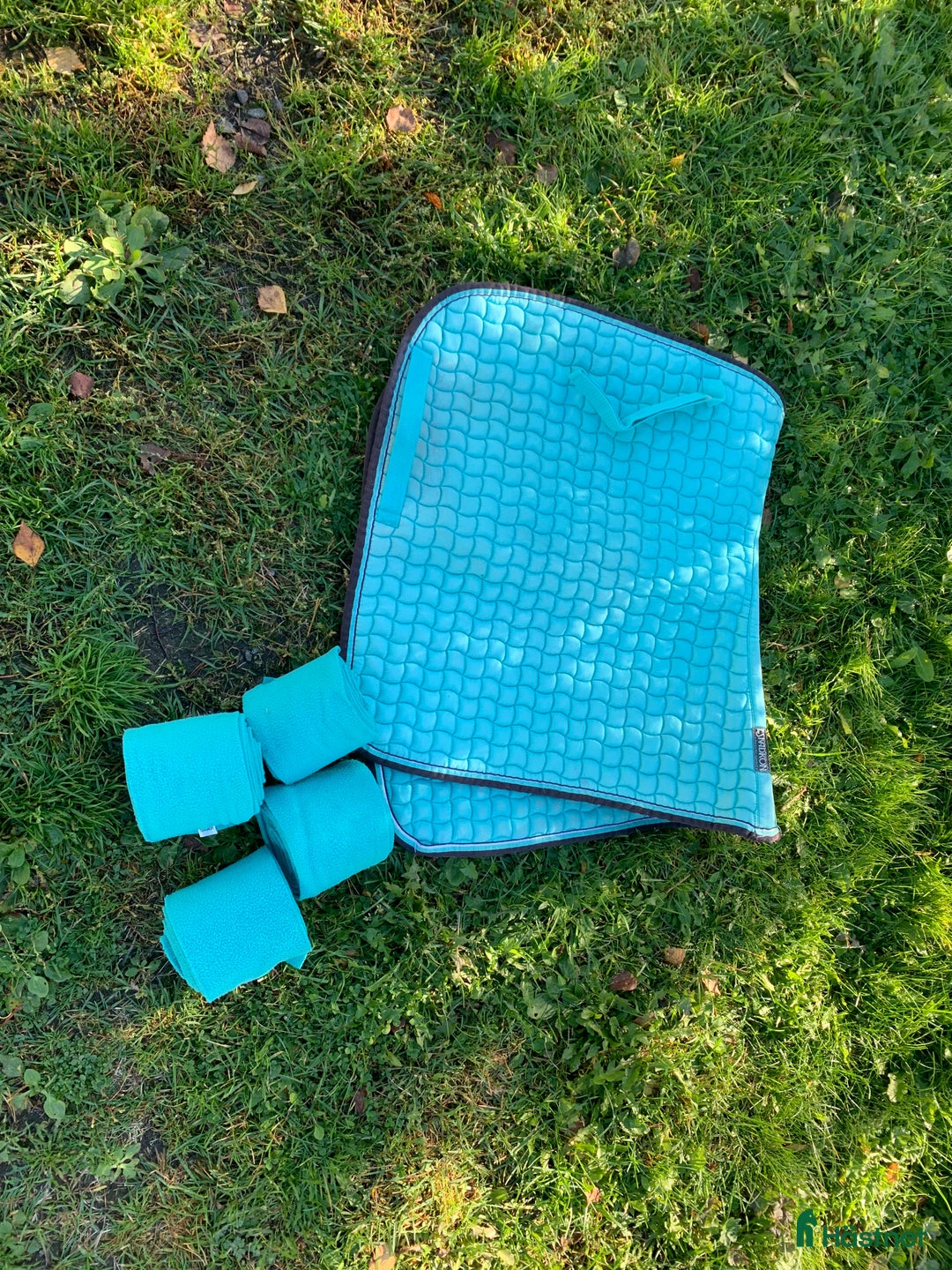 Schabrak & Vojlockar hästutrustning till salu: Eskadron schabrak  i Rånäs - Annons 1