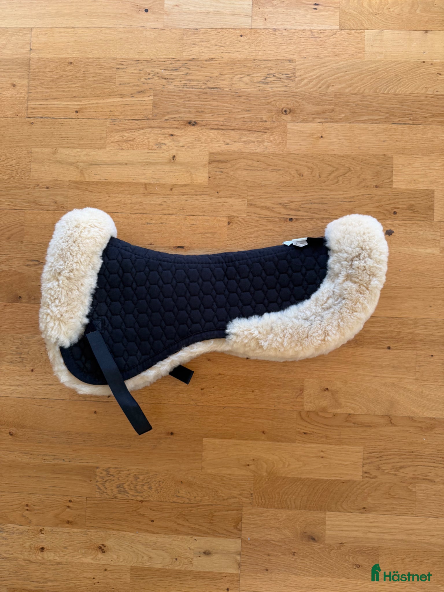 Schabrak & Vojlockar hästutrustning Mattes fårskinnspad - Annons 2