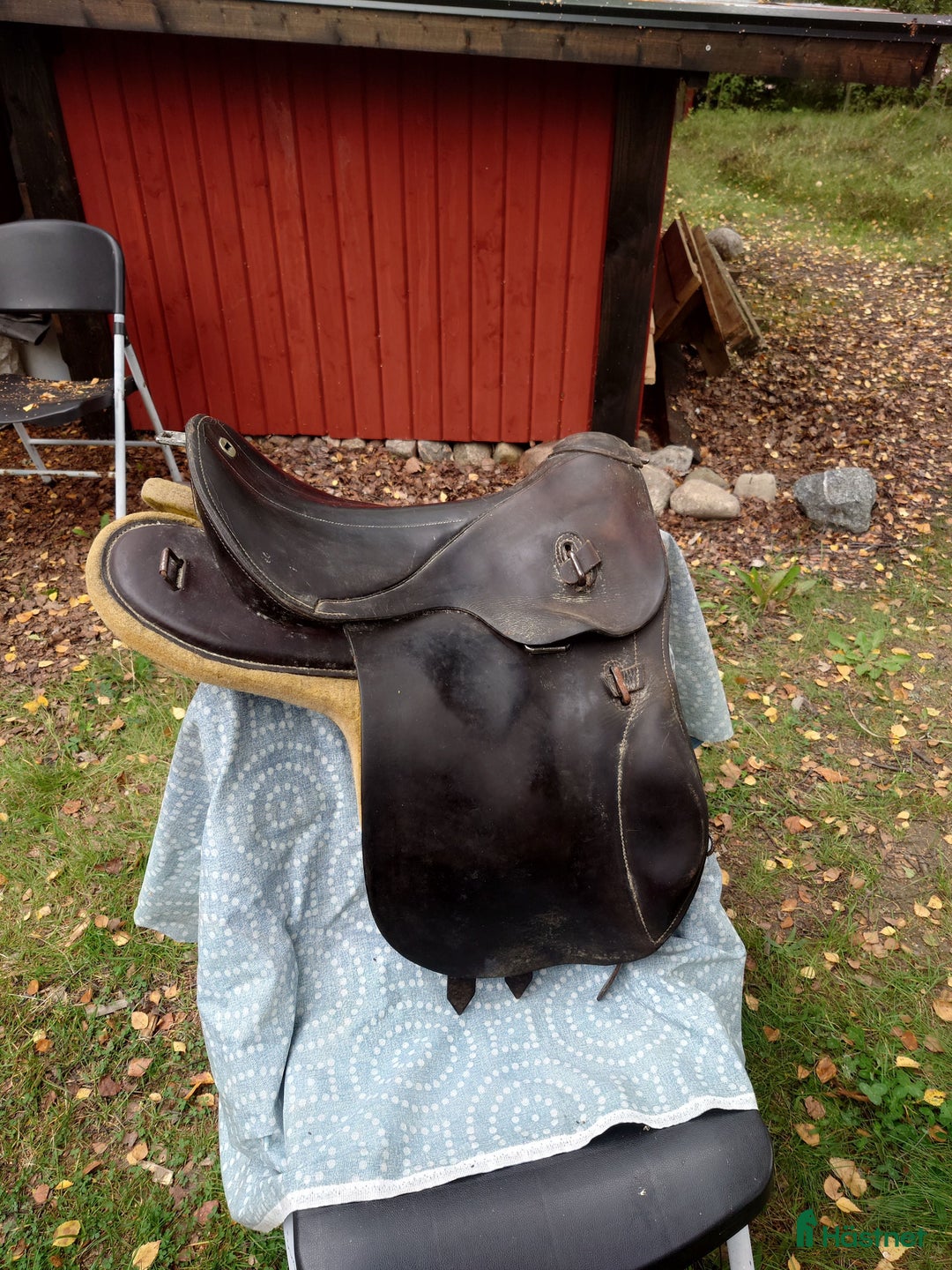 Sadlar hästutrustning till salu: Manskapssadel storlek 2 vid bomvidd - passar grövre hästar, kallblod i Österåker - Annons 2