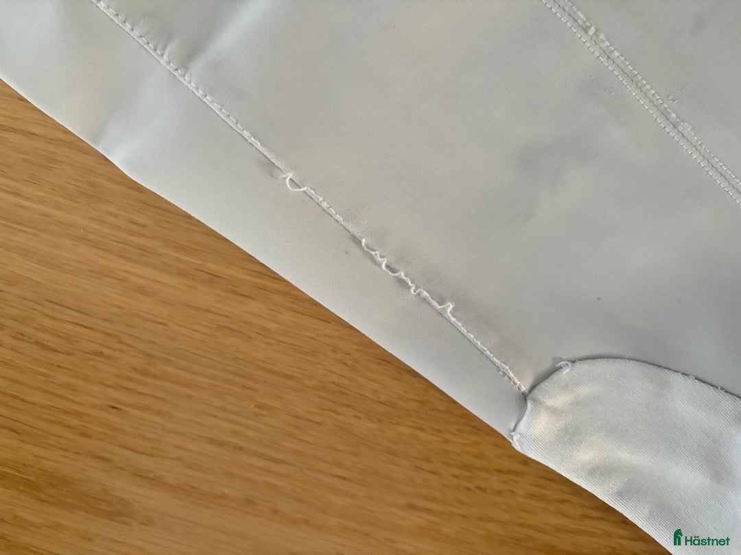 Ridbyxor ryttarutrustning till salu: Cavalleria Toscana ridbyxor i Eslöv - Annons 3