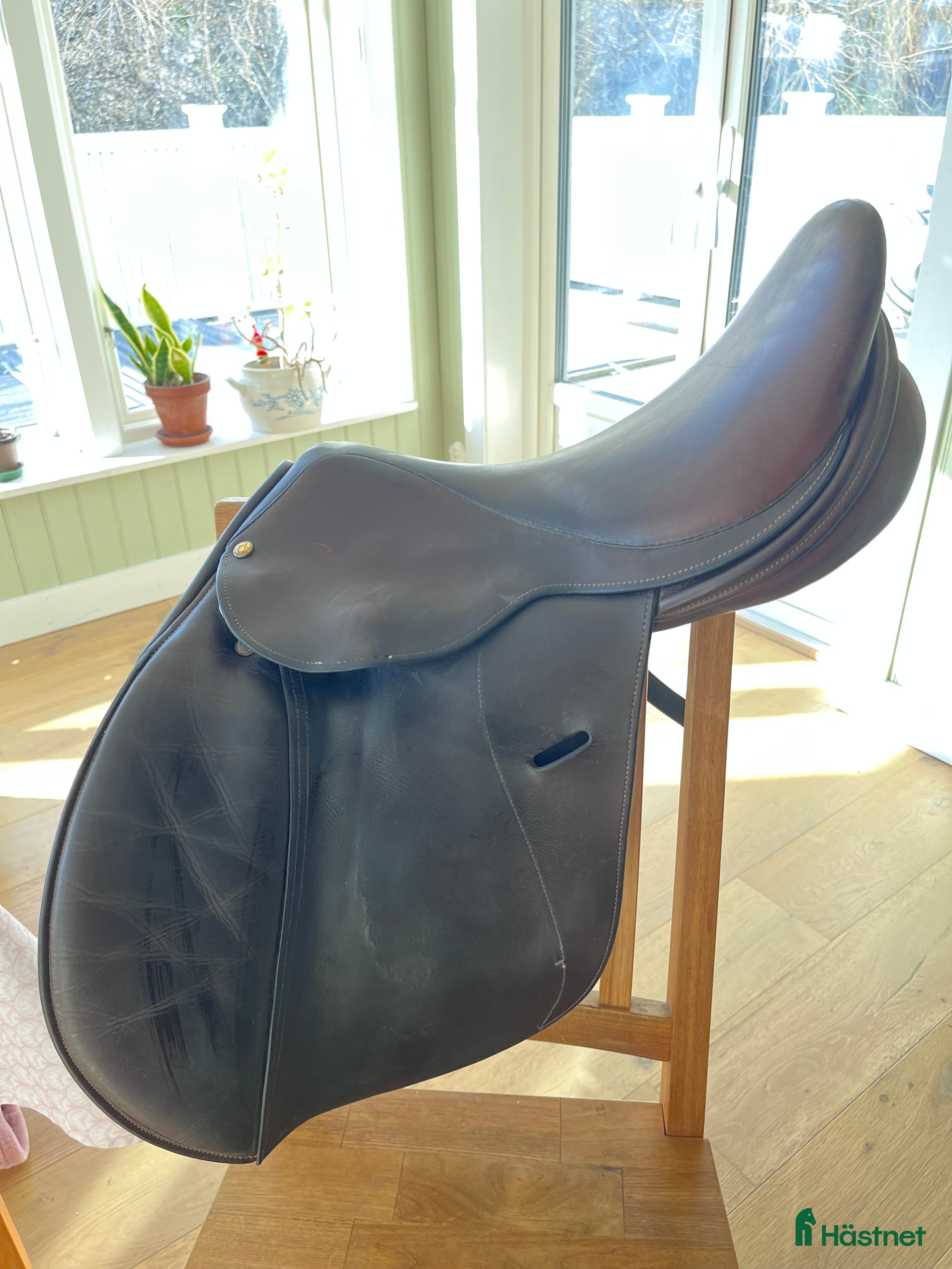 Sadlar hästutrustning Fin hoppsadel 17” - Annons 14