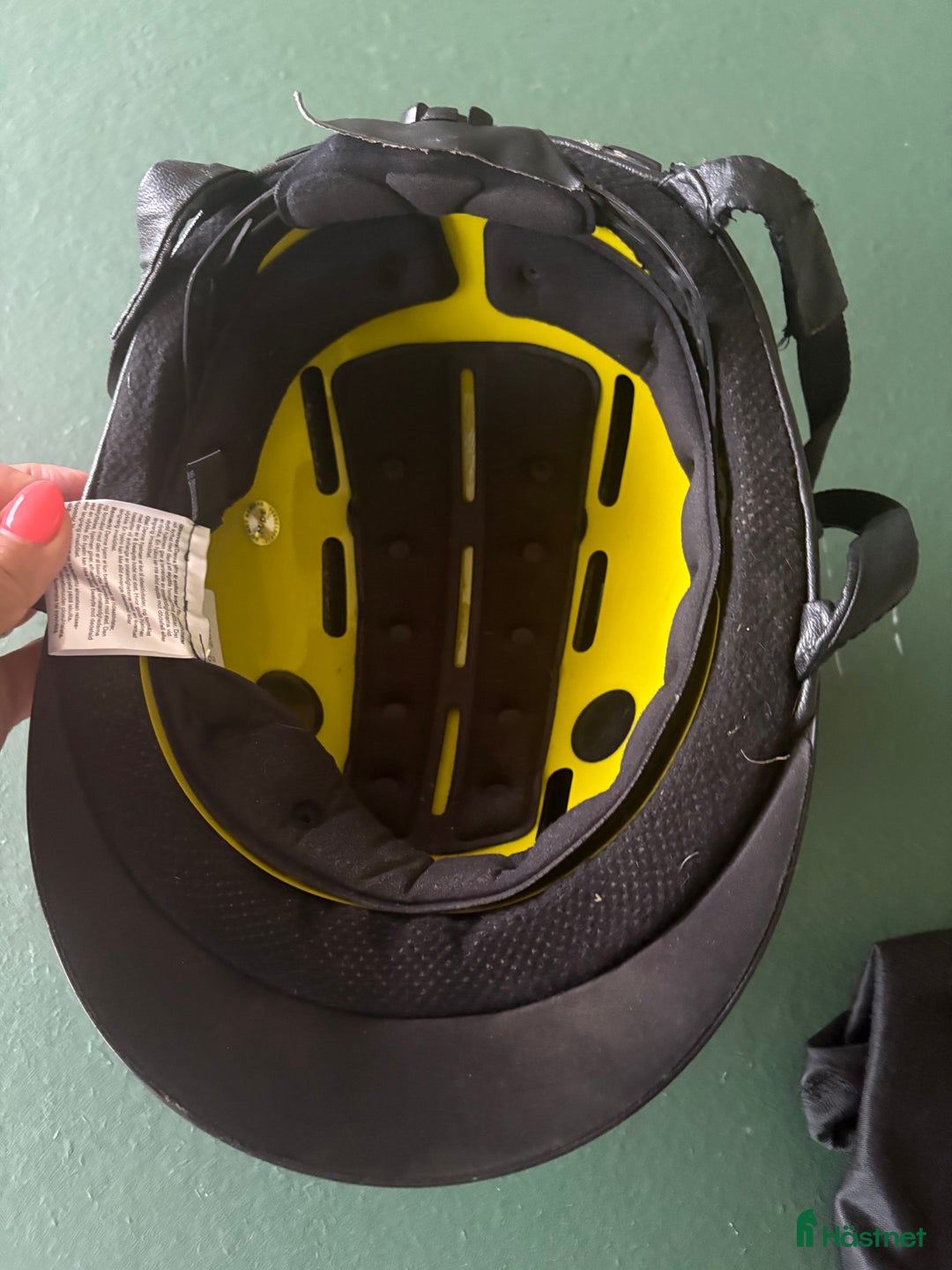 Hjälmar ryttarutrustning till salu: Jackson ridhjälm Mips 57-59 i Norrköping - Annons 2