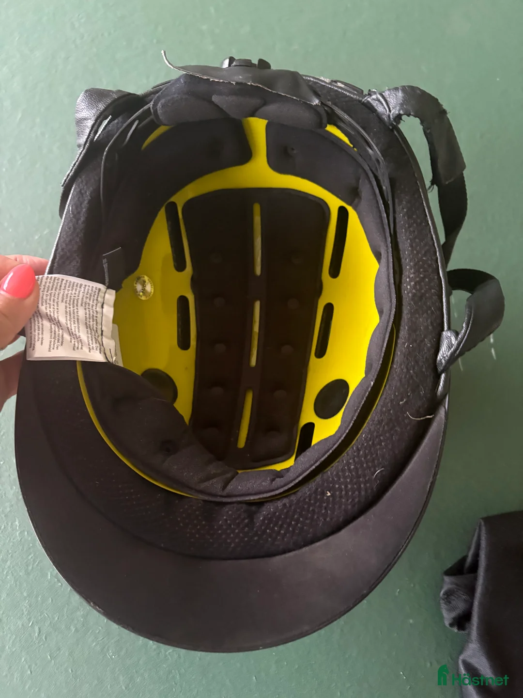 Hjälmar ryttarutrustning till salu: Jackson ridhjälm Mips 57-59 - Annons 2