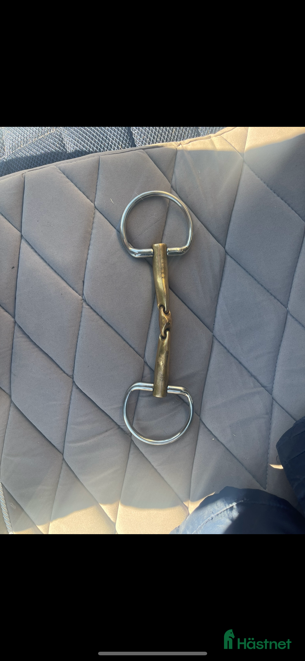 Bett hästutrustning Fagerbett i guld i Ljungbyhed - Annons 1