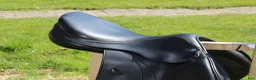 Sadlar hästutrustning till salu: Equipe Linnea Expression 16,5” - Annons 5