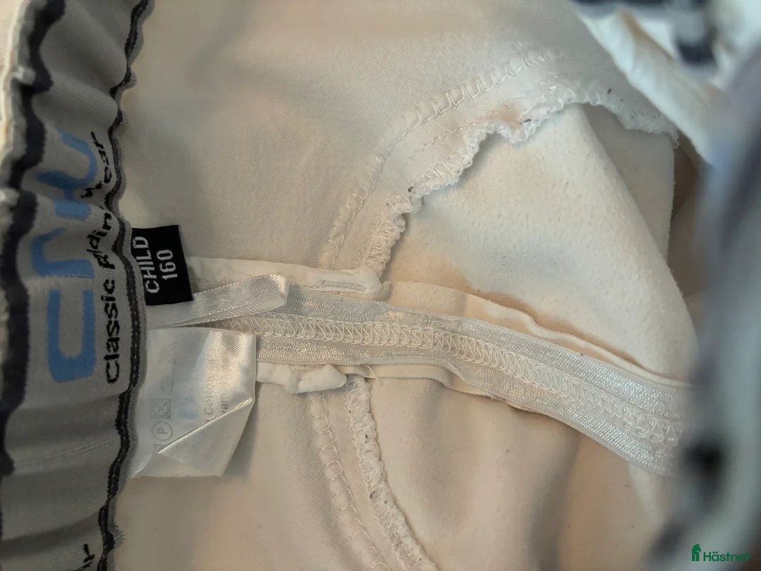 Ridbyxor ryttarutrustning till salu: Vita ridbyxor  i Stockholm - Annons 5