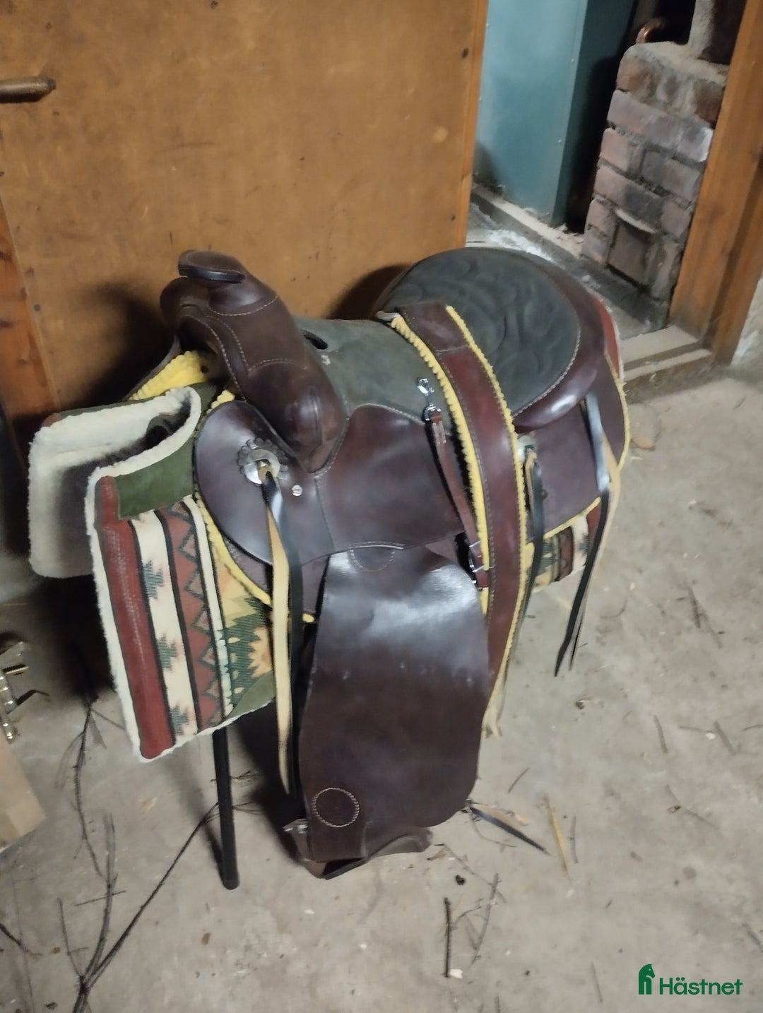 Sadlar hästutrustning till salu: Komplett Mexikansk Boskapssadel i Oxelösund - Annons 6