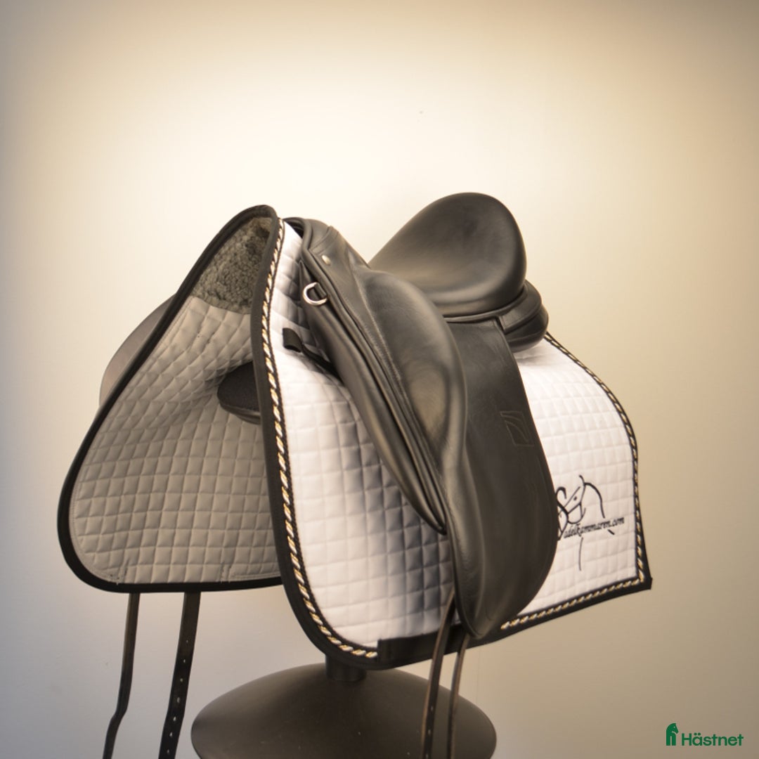 Sadlar hästutrustning till salu: Luc Childeric DPL i Sparsör - Annons 3