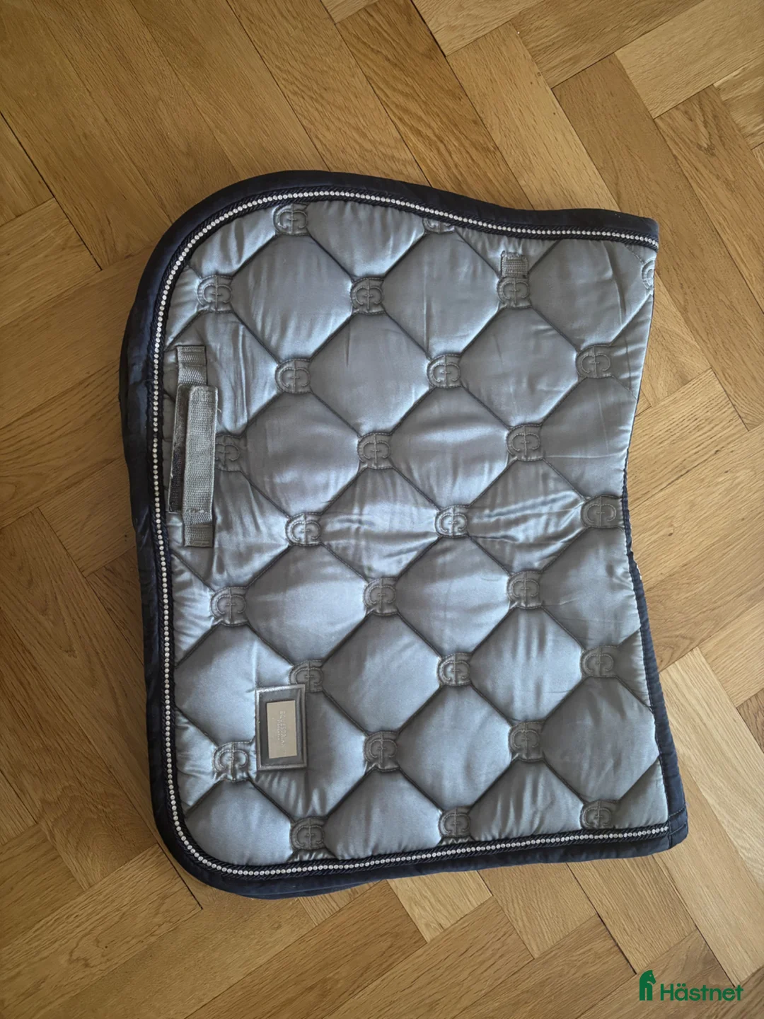 Schabrak & Vojlockar hästutrustning till salu: 4 st hoppschabrak - Annons 2