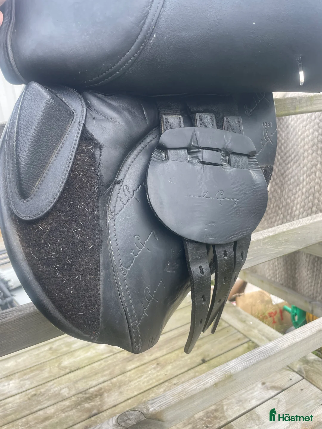 Sadlar hästutrustning till salu: Santa Cruz Celine 17” i Hamburgsund - Annons 3