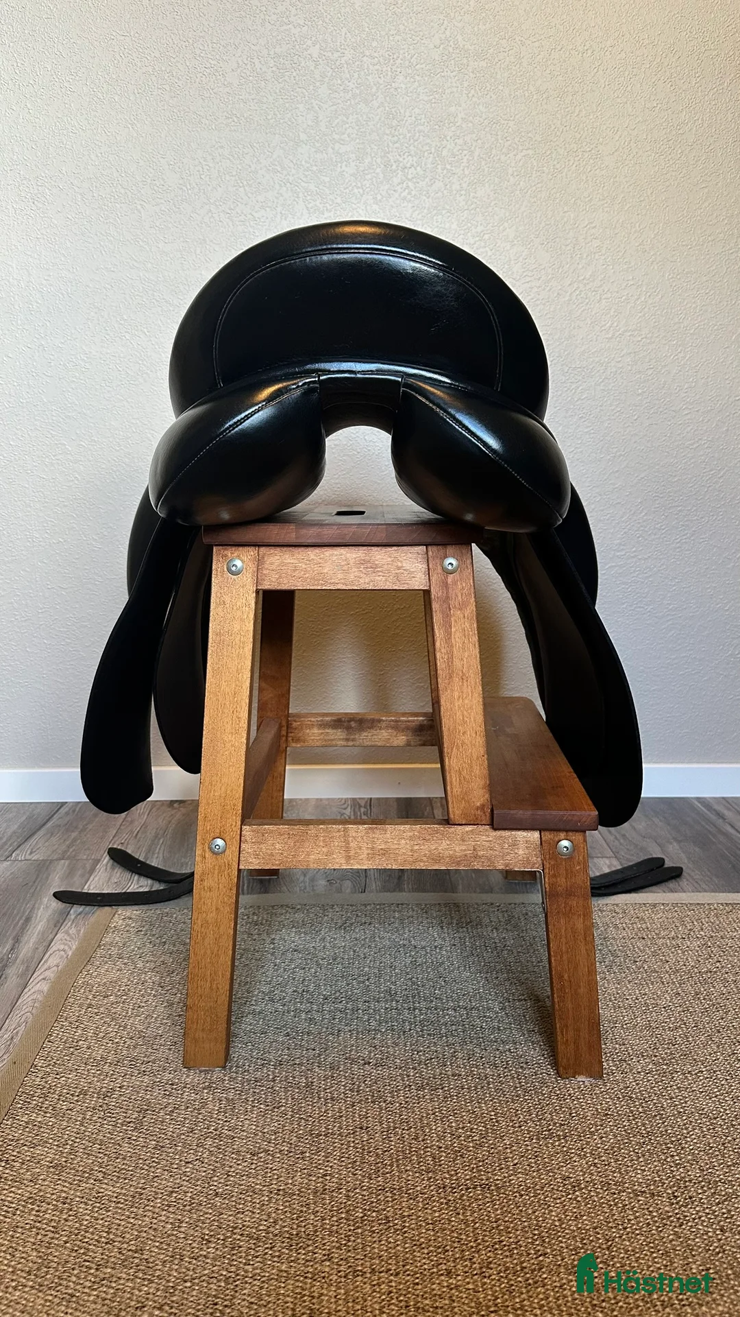 Sadlar hästutrustning till salu: Morris & Nolan Dressyrsadel - Annons 5