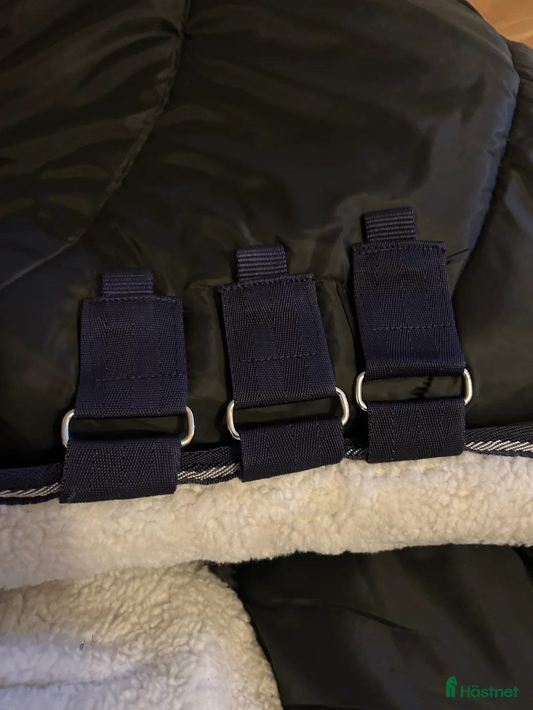 Täcken hästutrustning till salu: Vintertäcke 400g i Kalmar - Annons 4