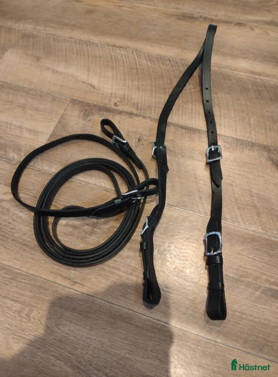 Träns hästutrustning till salu: MH Nackstycke med semikapson och tygel  - Annons 2