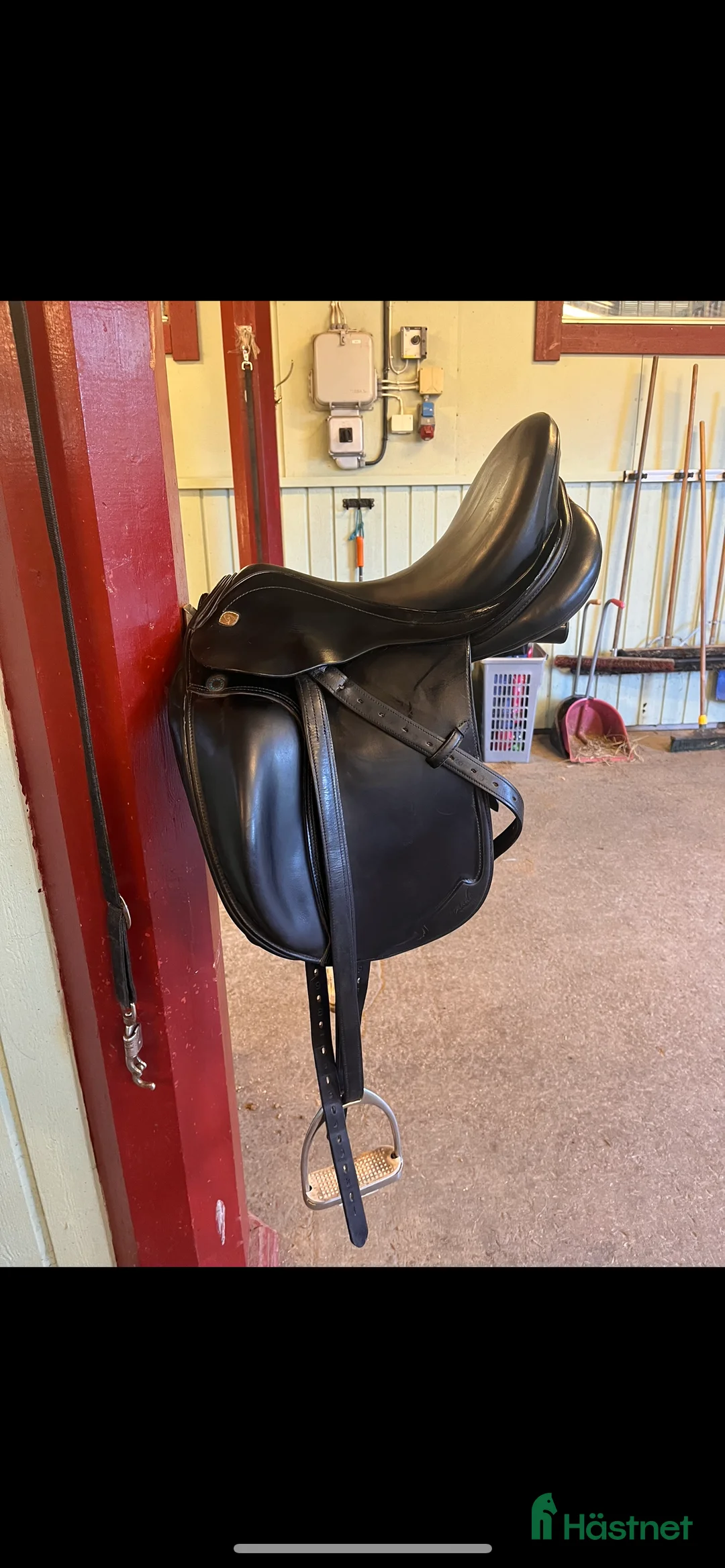 Sadlar hästutrustning till salu: Prestige Rembrandt dressyr svart. i Söderby - Annons 2