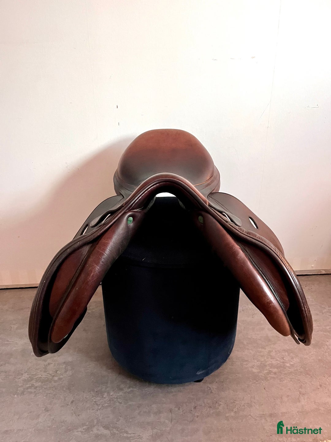 Sadlar hästutrustning till salu: Equipe Expression Special - 17”N, bomvidd +1,5 i Täby - Annons 7