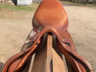 Sadlar hästutrustning Prestige sadel - Annons 1