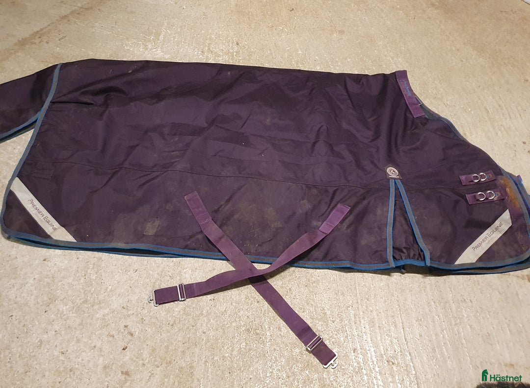 Täcken hästutrustning till salu: Premier Equine Titan 200g strl 6.3/140-145cm  i Tranås - Annons 2
