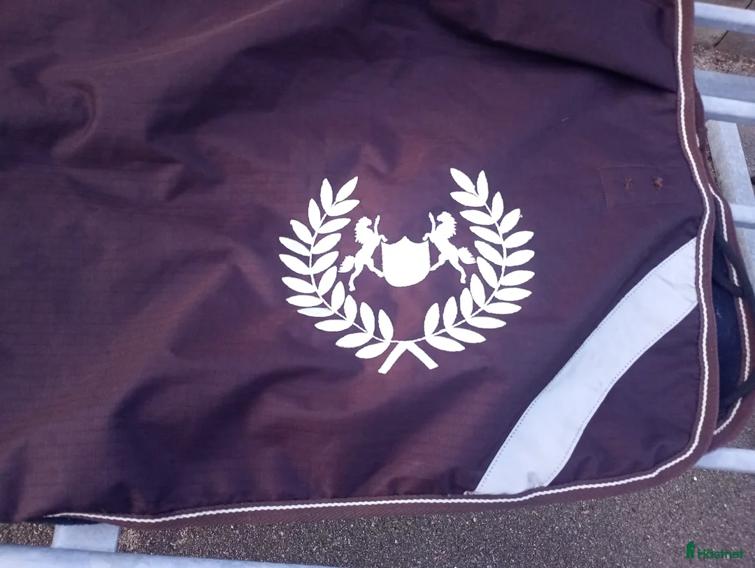 Täcken hästutrustning till salu: Skrittäcke  i Strömstad - Annons 4