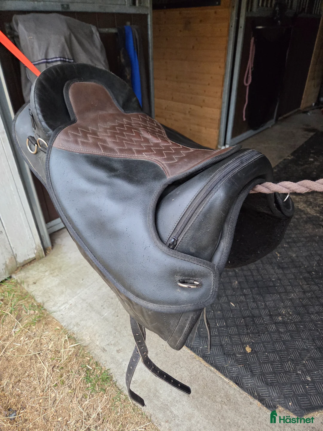 Sadlar hästutrustning till salu: Bomlös sadel tree free - Annons 6