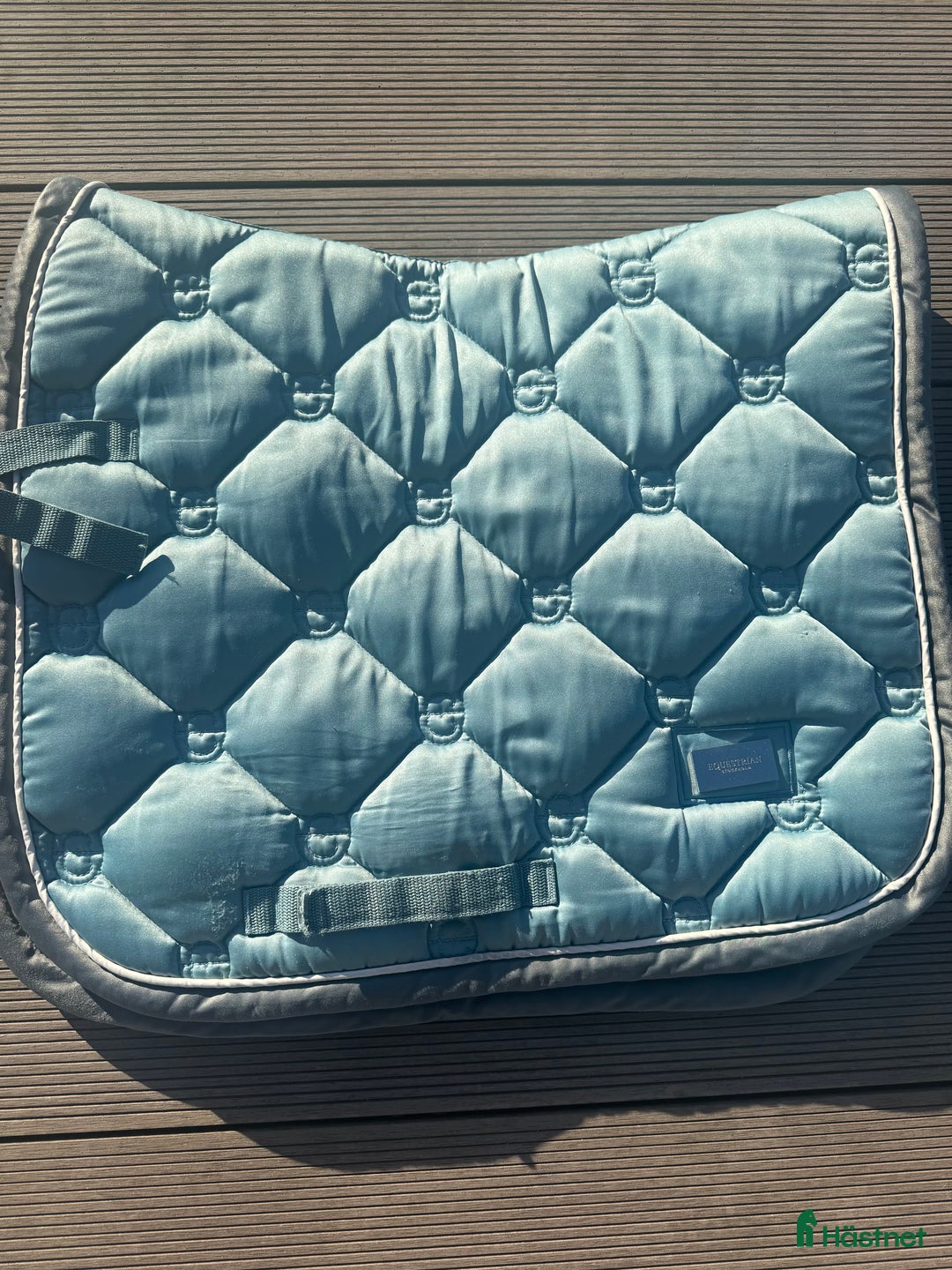 Schabrak & Vojlockar hästutrustning till salu: Equestrian stockholm schabrak  i Vellinge - Annons 1