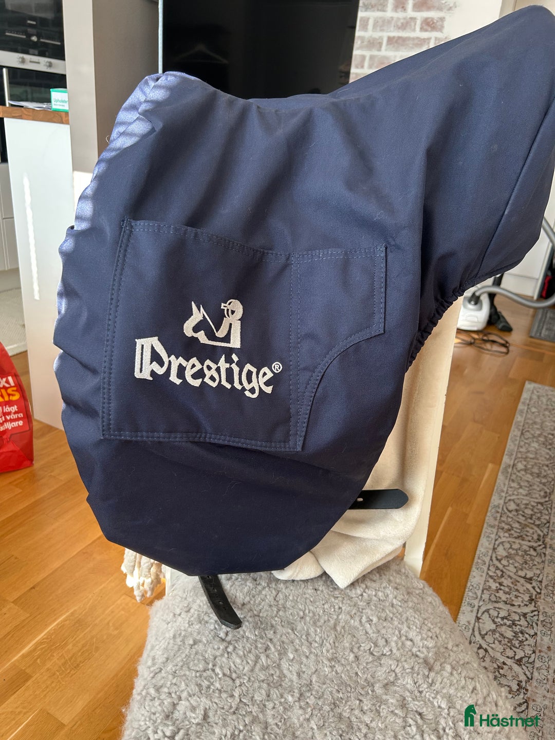 Sadlar hästutrustning till salu: Fin Prestige dressyrsadel i Stockholm - Annons 8