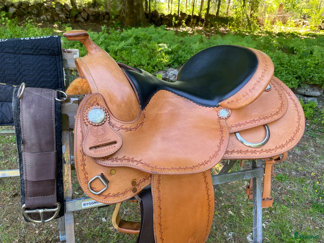 Sadlar hästutrustning till salu: Westernsadel Garland Golden Quarterhorse 16” - Annons 1