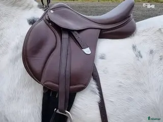 Sadlar hästutrustning Bates hoppsadel 15" i Strömstad - Annons 15