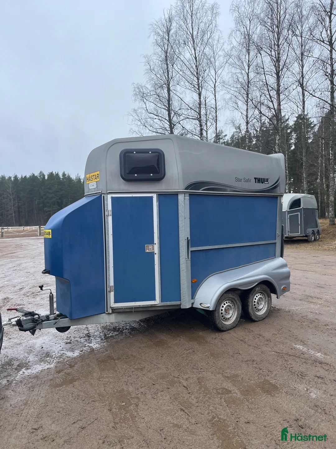 Hästtransporter  fordon & transport till salu: Nybesiktigad Thule Safir - Annons 1