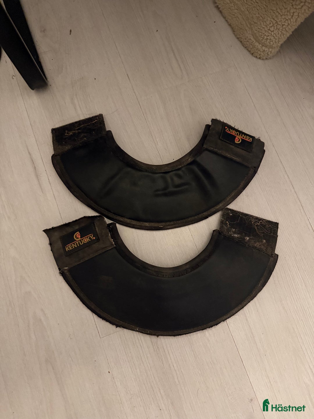 Benskydd hästutrustning till salu: Kentucky boots i Sandviken - Annons 1