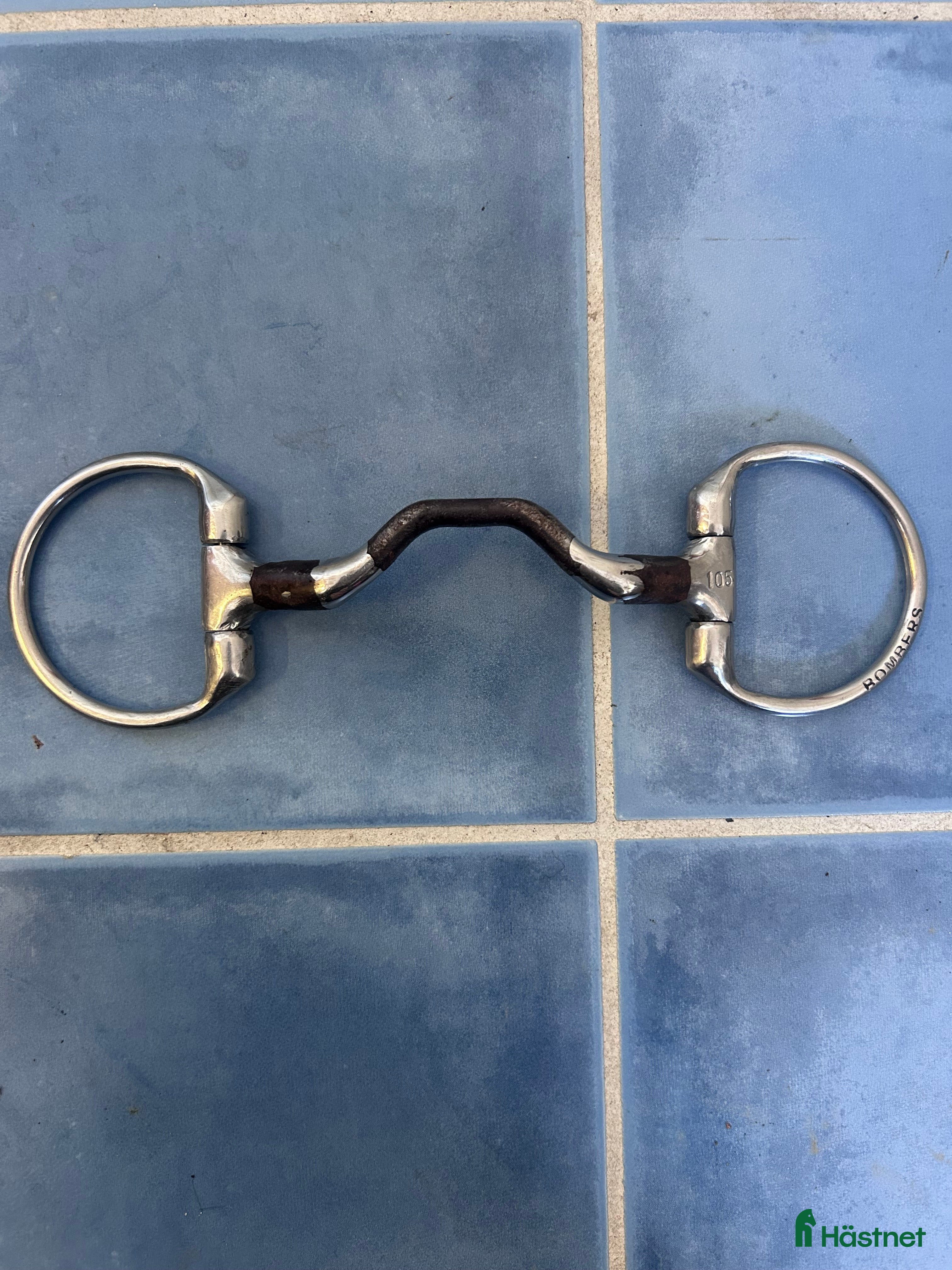 Bett hästutrustning Bombers Eggbutt Happy Tongue - Annons 12