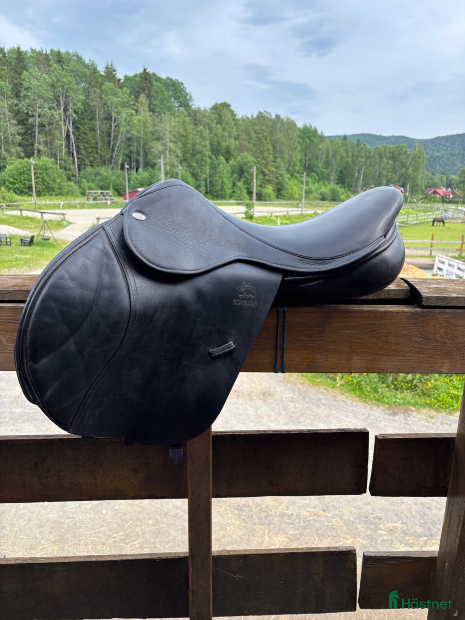 Sadlar hästutrustning Fairfax Classic Jump 17,5" sprangsal - Annons 2