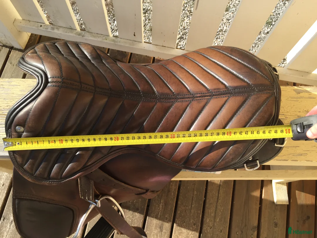 Sadlar hästutrustning till salu: Islandssadel 17" / 30 - Annons 10