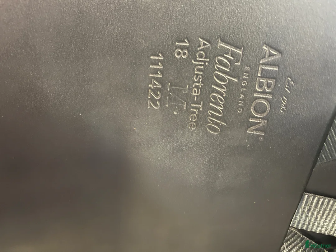 Sadlar hästutrustning till salu: Albion Fabrento Monoflap Dressyrsadel i Vallentuna - Annons 5