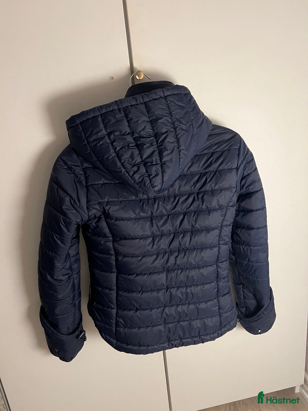 Jackor & Kavajer ryttarutrustning till salu: Uhip jacka i Västra Frölunda - Annons 2