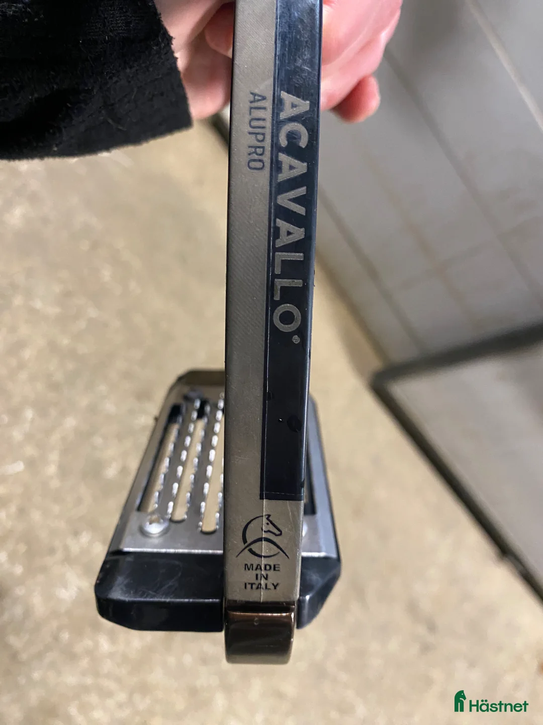 Stigbyglar hästutrustning till salu: Bruna Acavallo stigbyglar - Annons 3