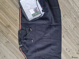 Täcken hästutrustning till salu: Massor av täcken i 125-155 cm i Rejmyre - Annons 5