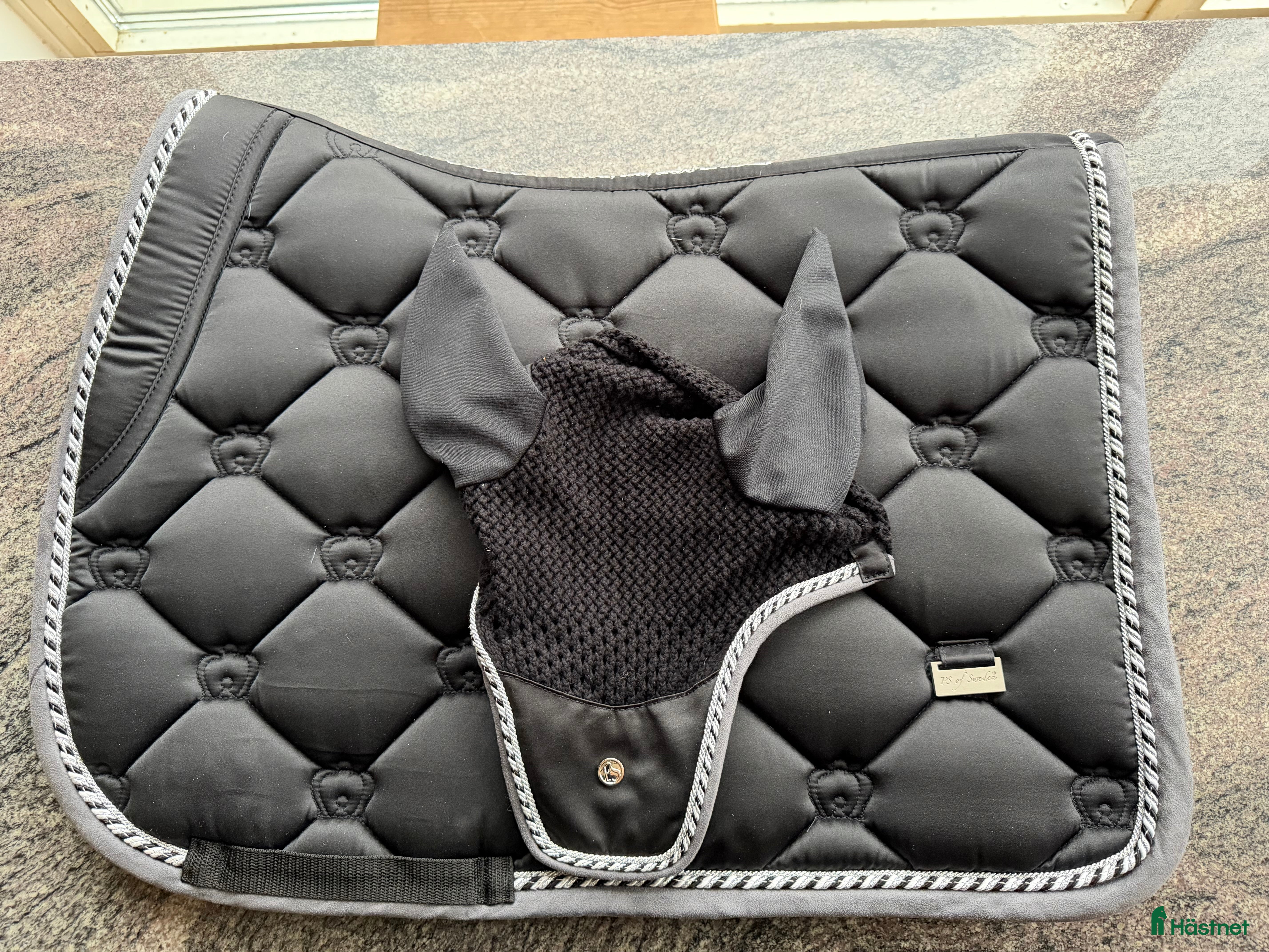 Schabrak & Vojlockar hästutrustning till salu: PS of Sweden svart hoppschabrak, luva, benlindor i Stockholm - Annons 15