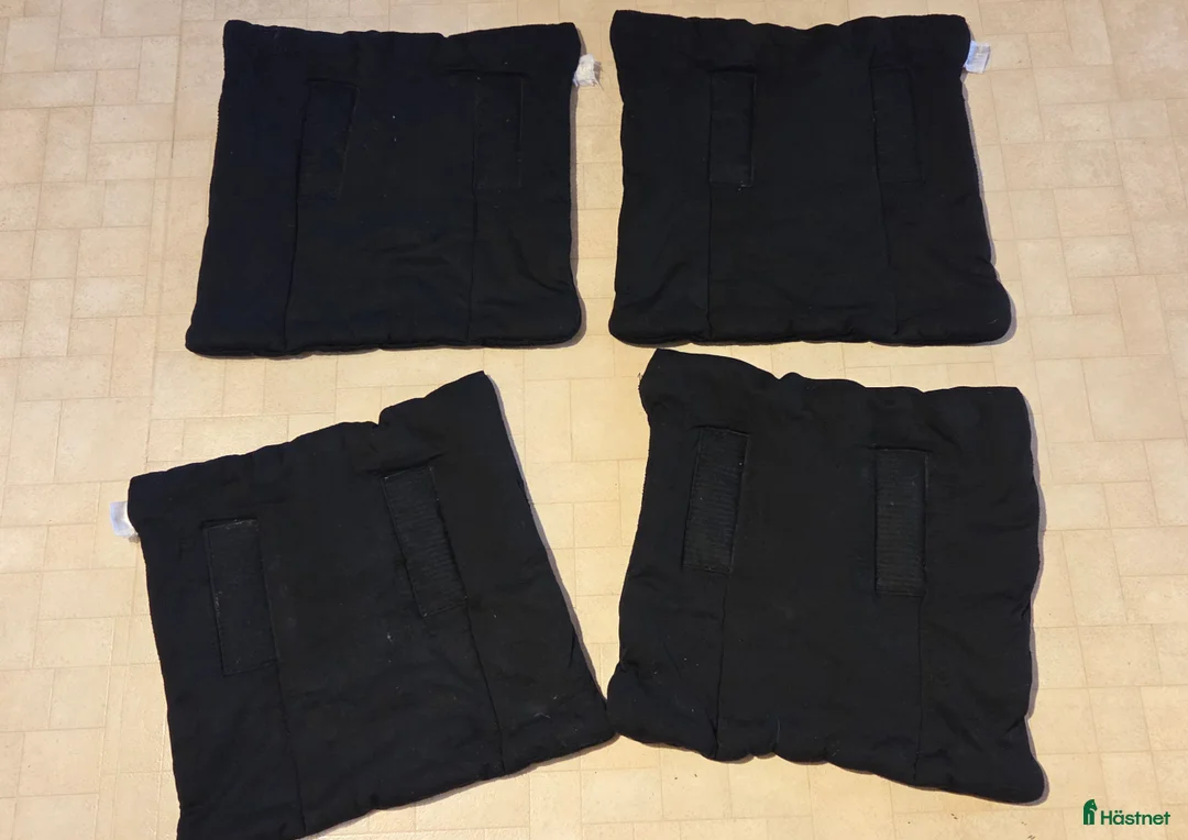 Benskydd hästutrustning till salu: Back on Track innerpaddar till Quick wrap - Annons 1