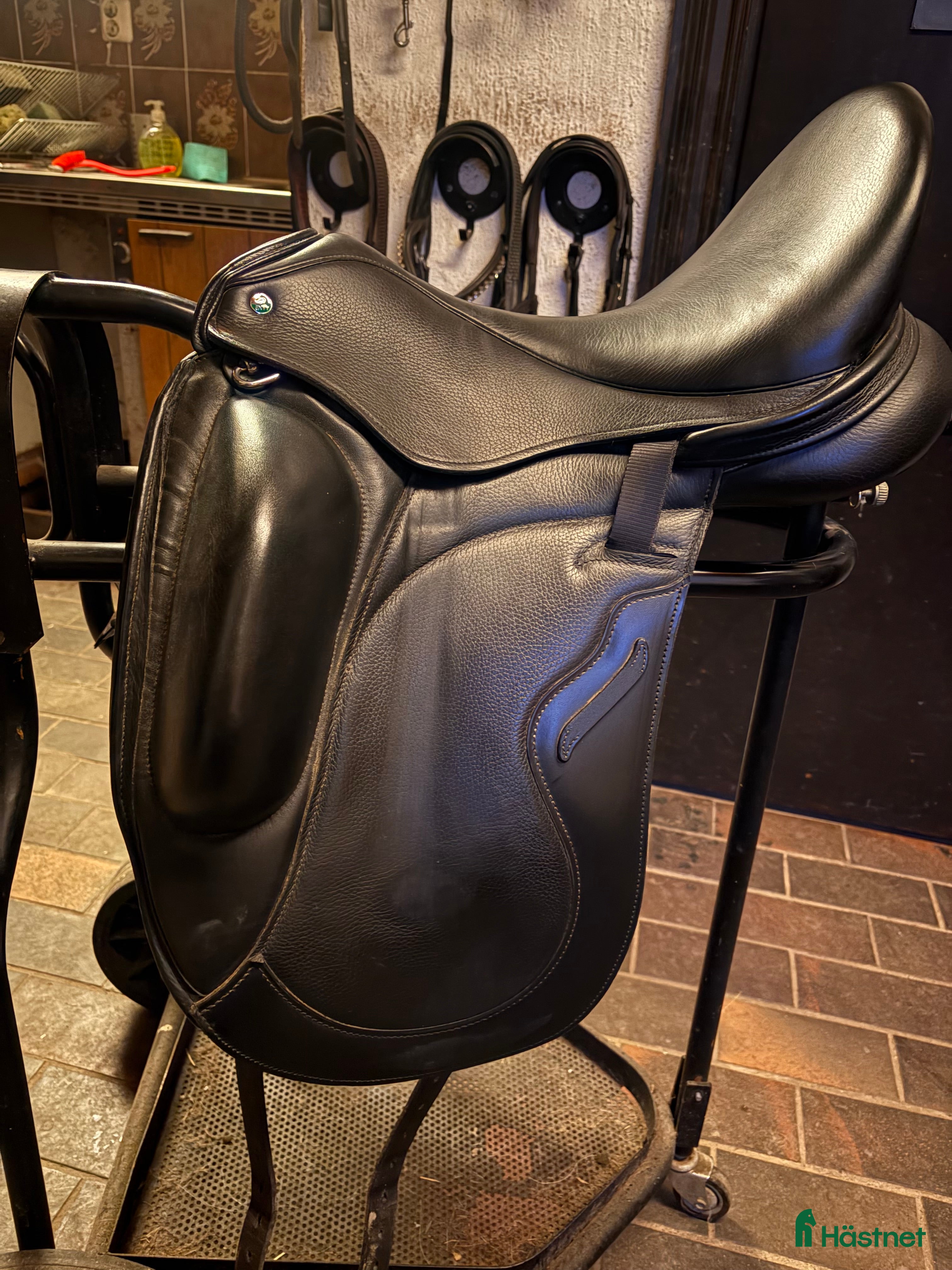Sadlar hästutrustning Envy by Custom dressyrsadel i Önnestad - Annons 12