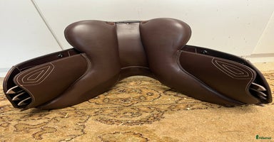 Sadlar hästutrustning till salu i Linköping - Annons 5