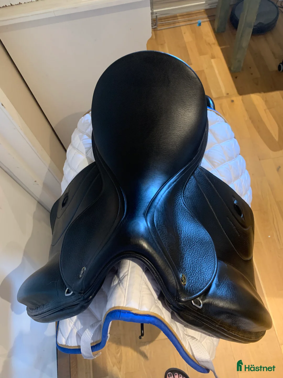 Sadlar hästutrustning till salu: Superfin Ordo Venus 17,5 - Annons 4