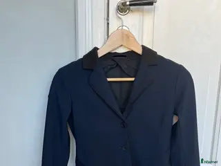 Jackor & Kavajer ryttarutrustning till salu: CT junior tävlingskavaj i Viken - Annons 13