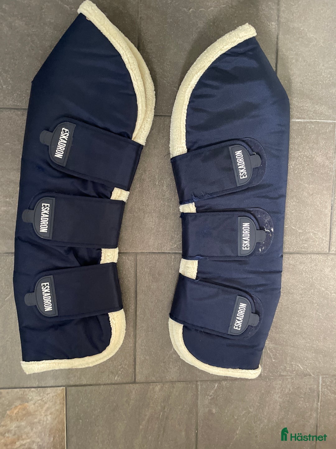 Övrig Hästutrustning hästutrustning till salu: JÄTTEFINA ESKADRON TRANSPORTSKYDD! i Västerås - Annons 2