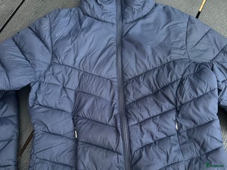 Jackor & Kavajer ryttarutrustning till salu: Sportig fin kort höst ridjacka i Södertälje - Annons 13