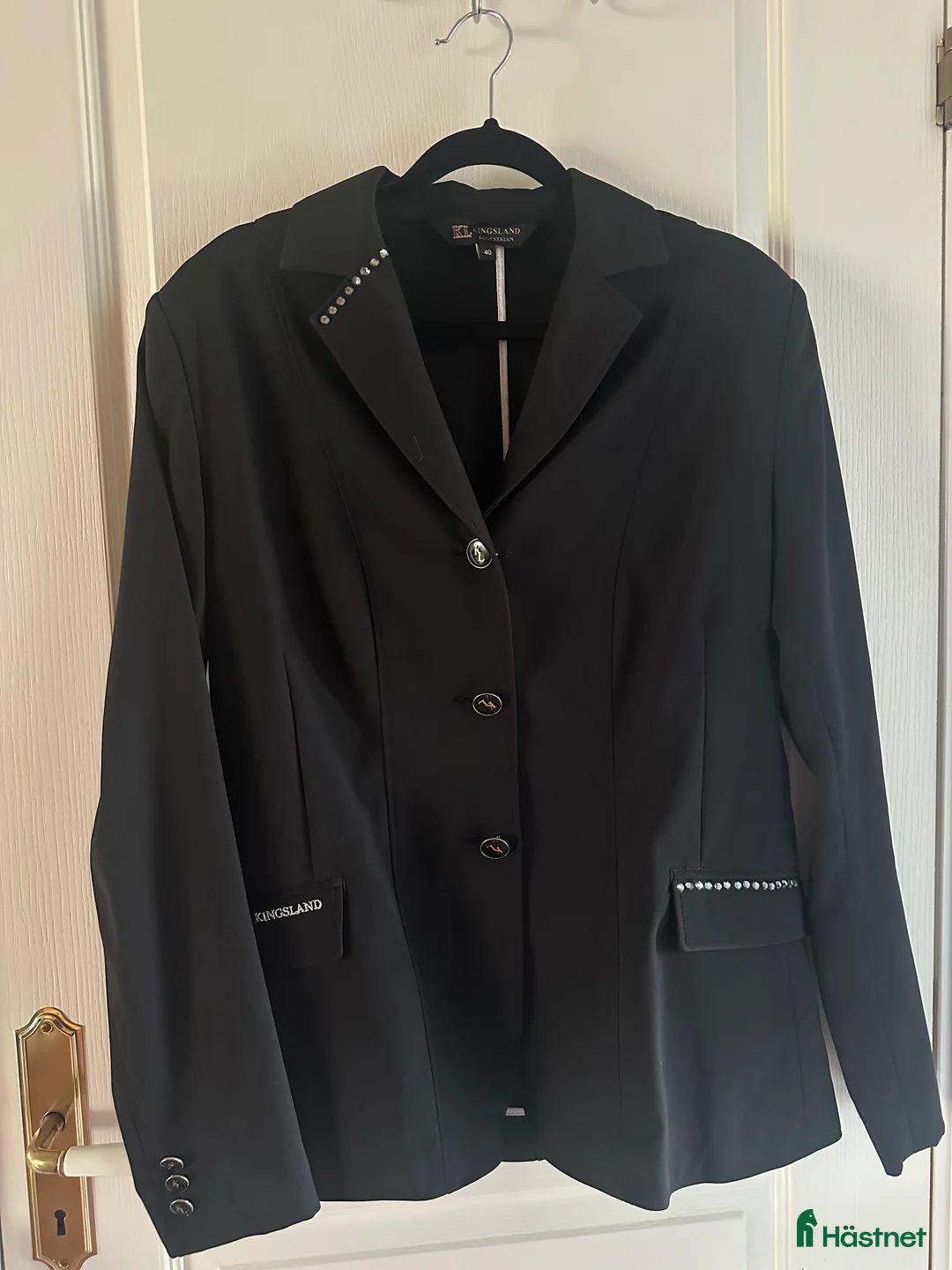 Jackor & Kavajer ryttarutrustning till salu: Svart kingsland kavaj, strl 40 i Nässjö - Annons 1