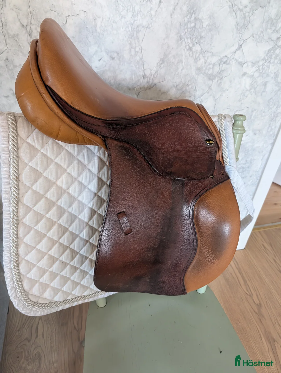 Sadlar hästutrustning till salu: Globus ezperansa 15,5" hoppsadel - Annons 2