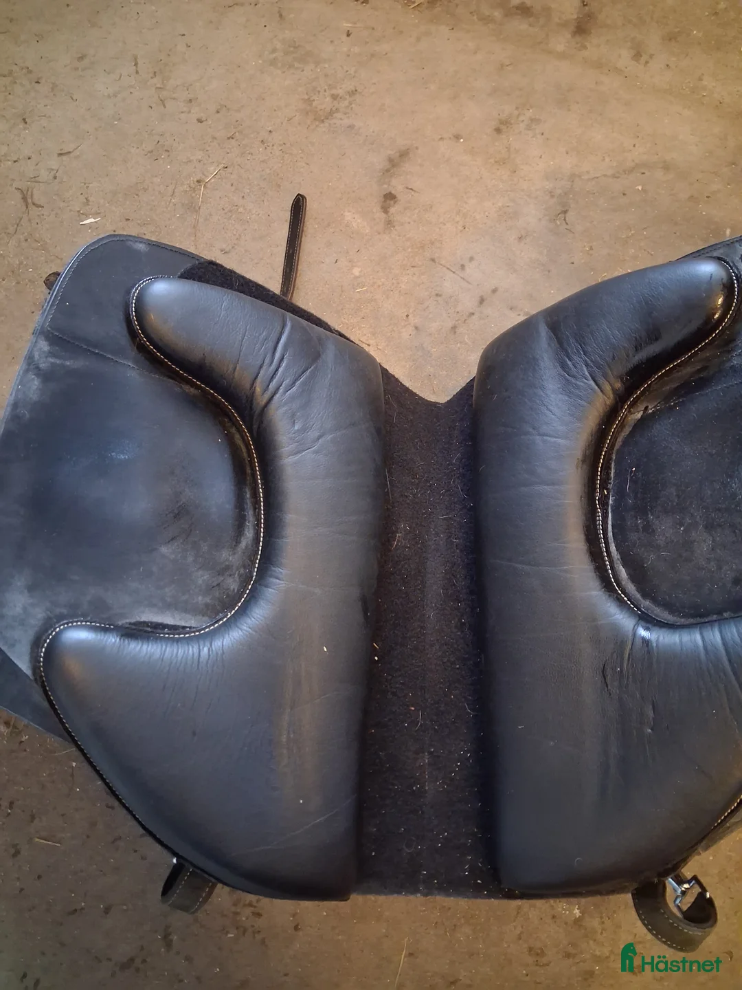 Sadlar hästutrustning till salu: Superskön sadel för häst och ryttare! i Norberg - Annons 2